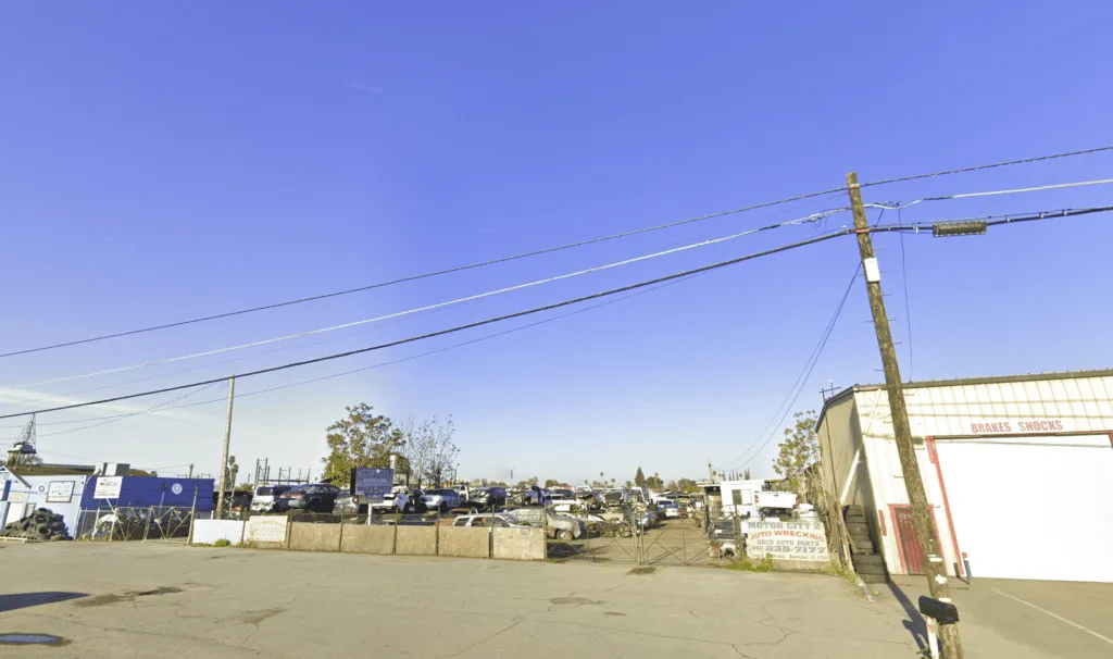 Exterior de Motor City 2 Auto Wrecking