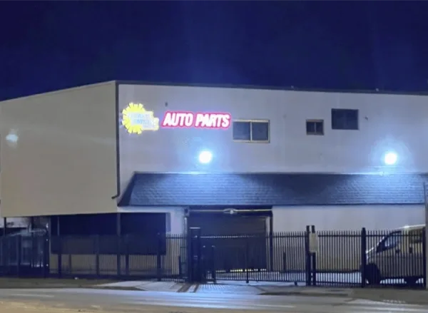 Exterior de National Sunshine Auto Parts