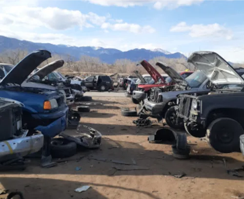Exterior de U-Pull-&-Pay Colorado Springs