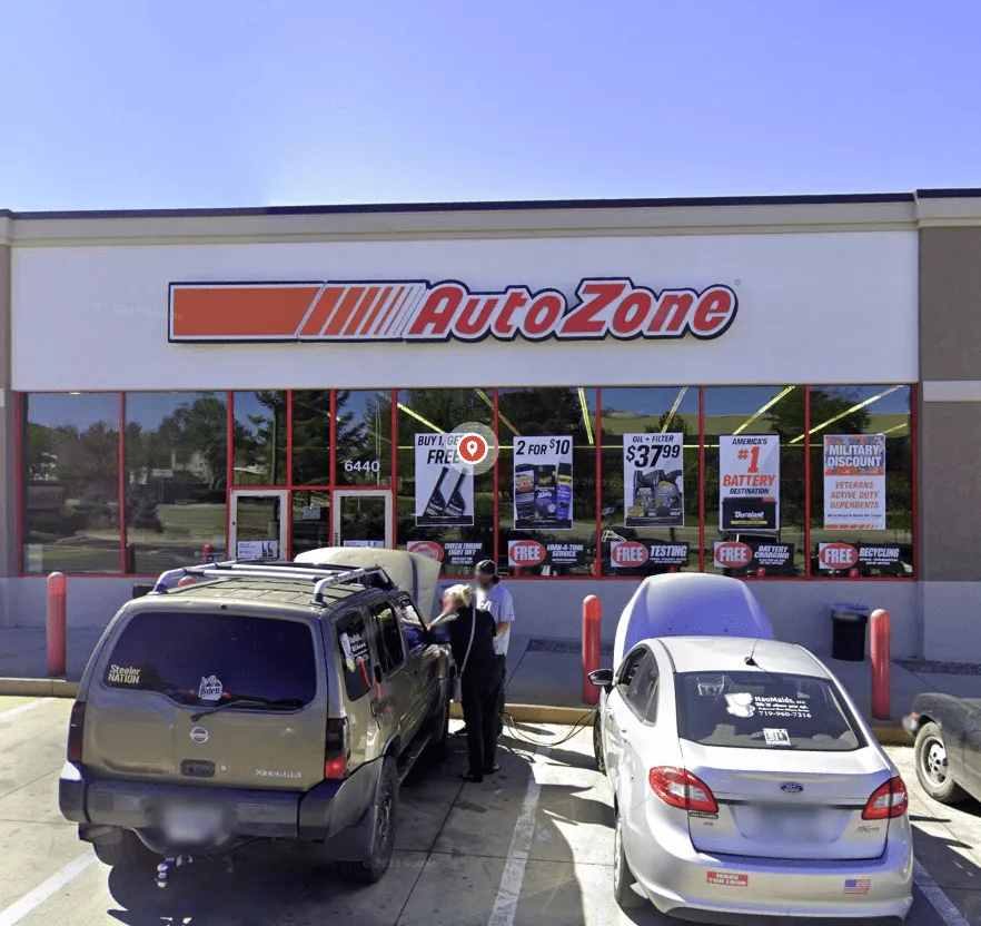Exterior de AutoZone Auto Parts