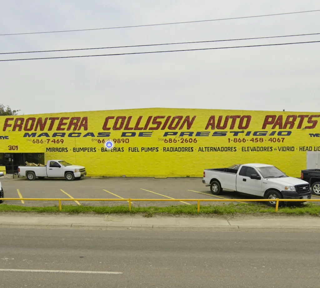 Exterior de Frontera Collision Auto Parts