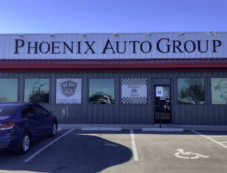 Exterior de Phoenix Auto Group