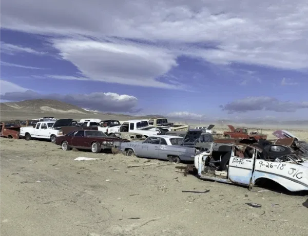 Exterior de Little John’s Auto Wrecking