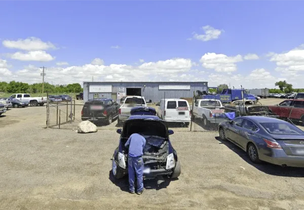 Miniatura 4 de Toms Auto Salvage