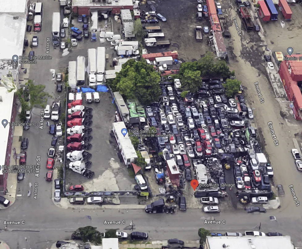 Exterior de Bobs Auto salvage