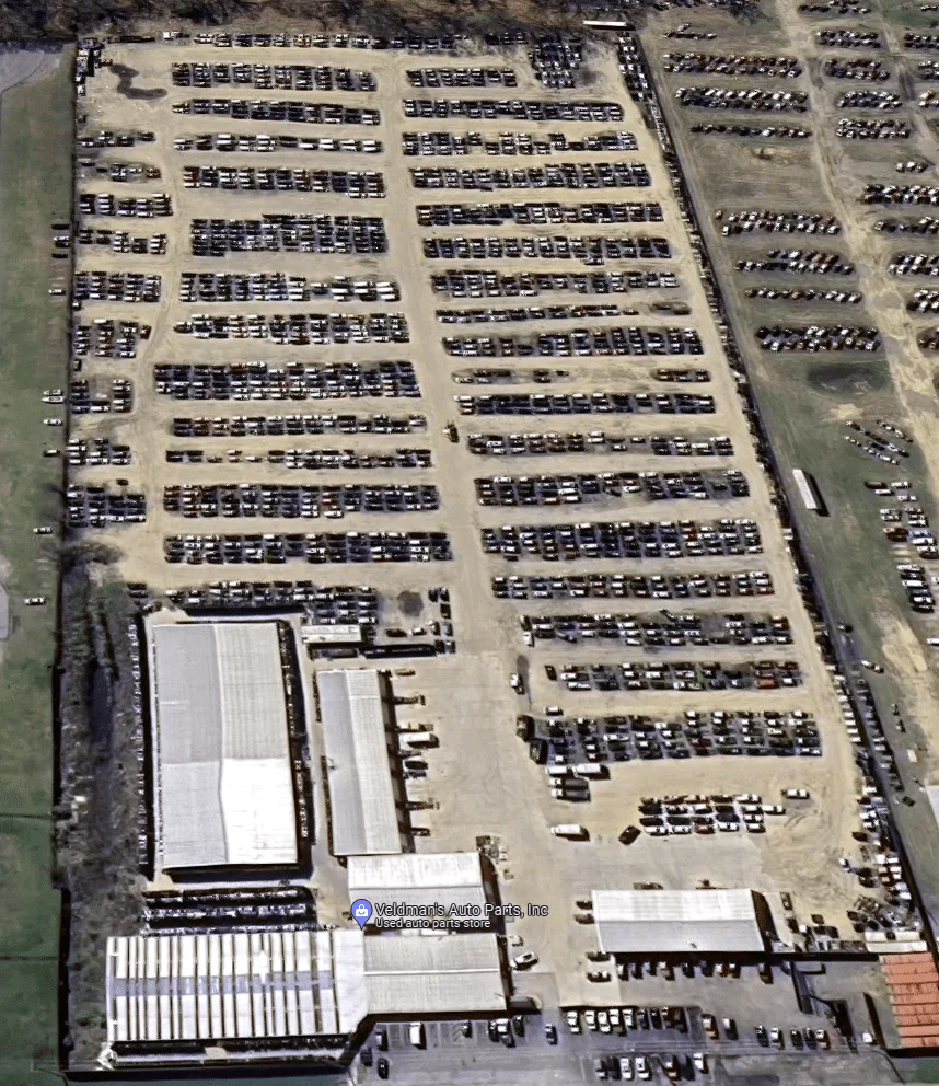 Exterior de Veldman’s Auto Parts, Inc.