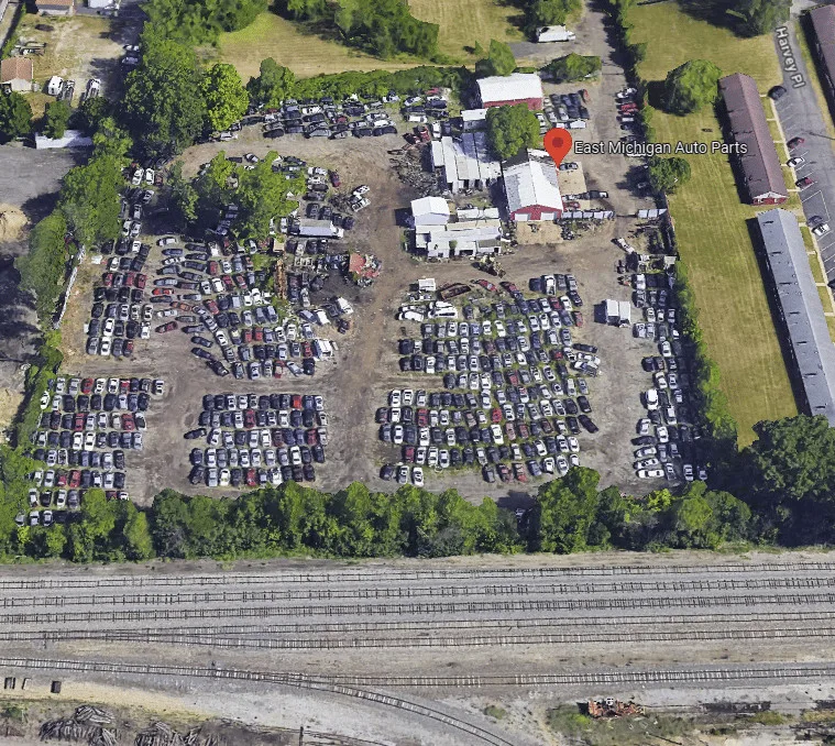 Exterior de East Michigan Auto Parts