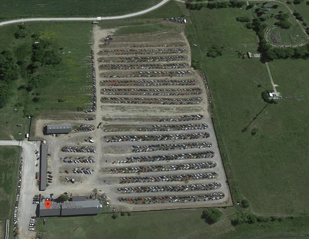 Miniatura 2 de Meadows I-44 Truck & Auto Parts