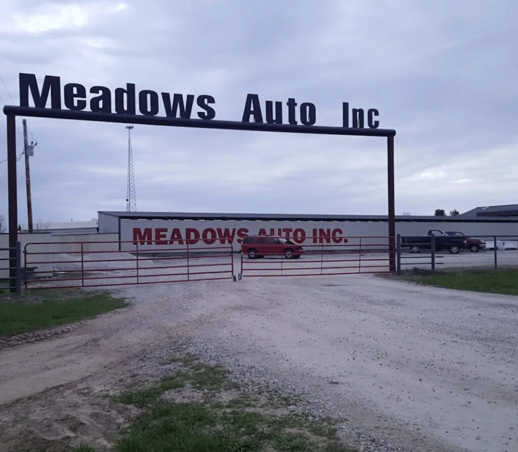 Exterior de Meadows I-44 Truck & Auto Parts