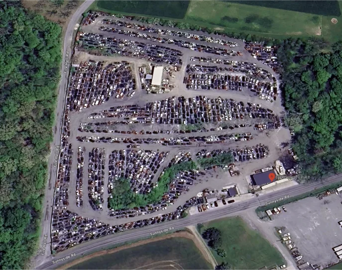 Exterior de Eichelberger’s U Pull It