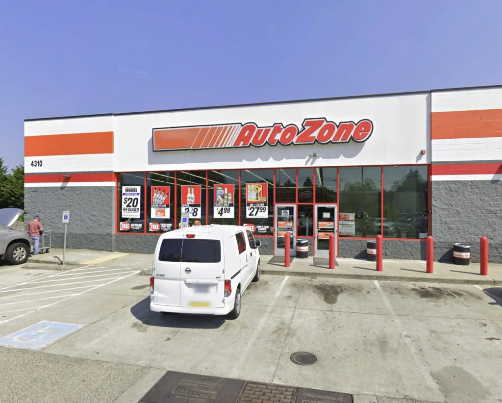 Exterior de AutoZone Auto Parts