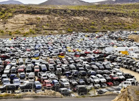 Exterior de Ed’s Auto Wrecking