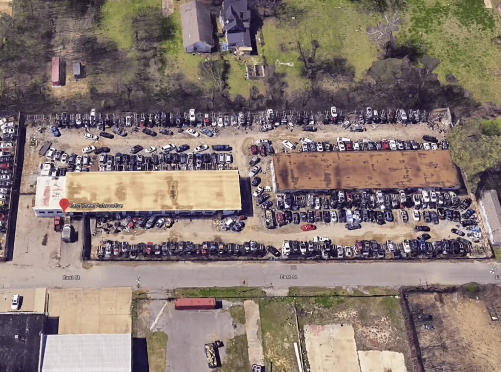 Exterior de East Street Automotive