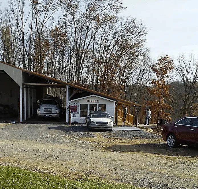 Exterior de Salisbury Auto Salvage