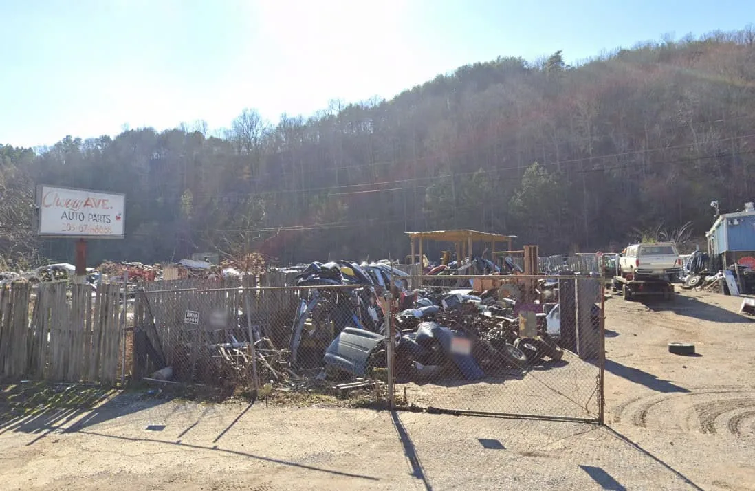 Cherry Avenue Auto Parts — imagen 2 de 3