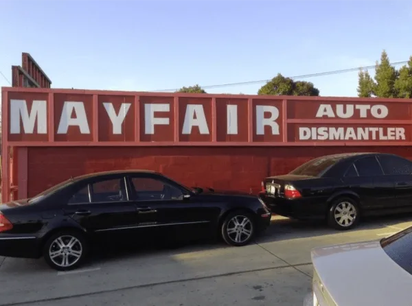 Exterior de Mayfair Auto Wreckers