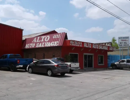 Outside Alto Auto Salvage