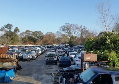 Exterior de Coyote Used Auto Parts