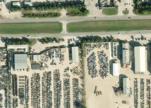 Vista aérea del patio de Grimes Truck & Auto Parts