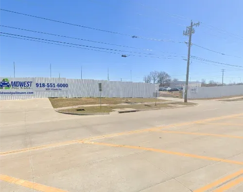 Exterior de Midwest Pull ‘N Save