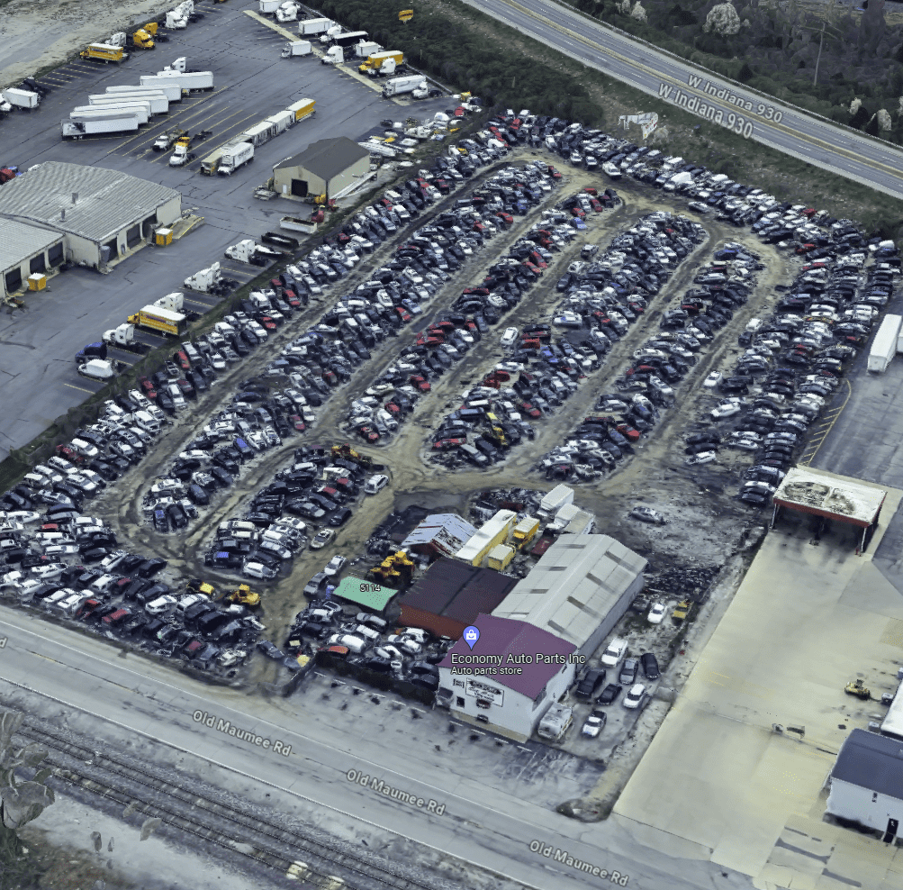 vista aerea del inventario de Economy Auto Parts