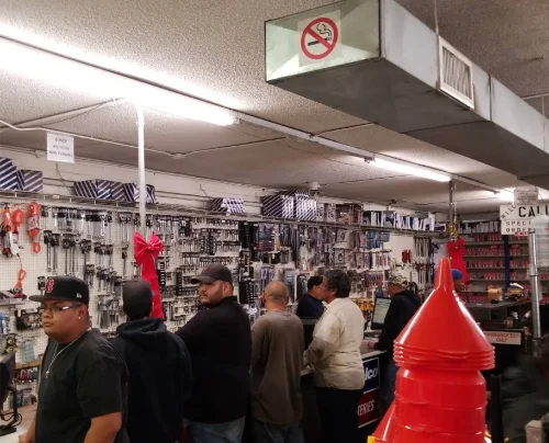 Penny Pincher Auto Parts recepción