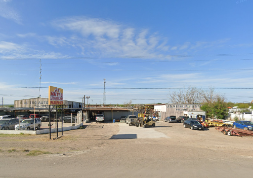 JG Metro Auto Parts, Inc. entrada al yonke